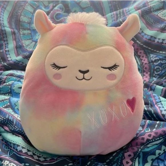 Leslie The Llama Valentine’s Edition Squish mallow Preloved In Good Condition - Picture 2 of 16
